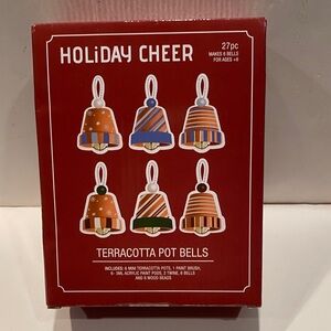 NIB Holiday Cheer Terracotta Pot Bells
